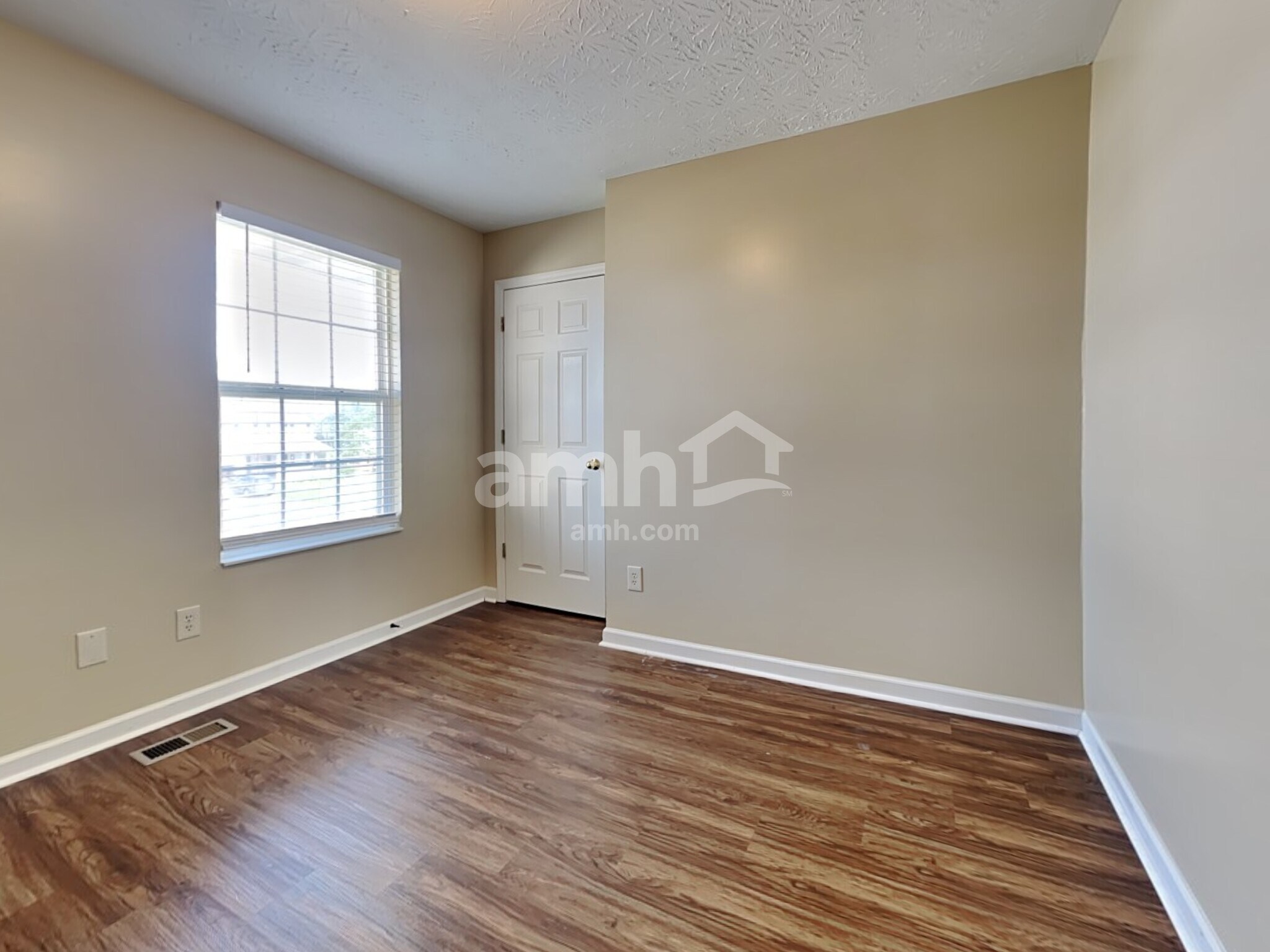 Building Photo - 7011 Medford Ct