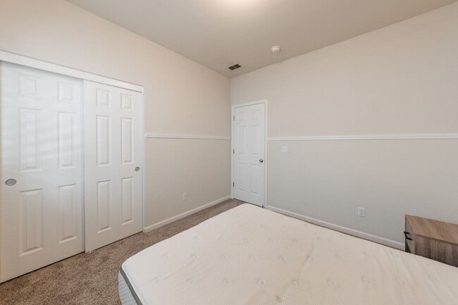 Building Photo - 2805 Tree Swallow Cir