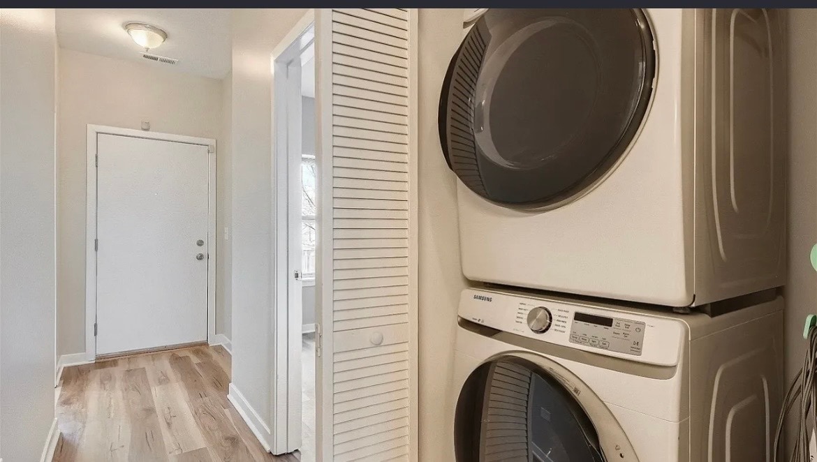 Building Photo - 4108 S Drexel Blvd