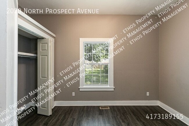 Building Photo - 2020 N Prospect Ave