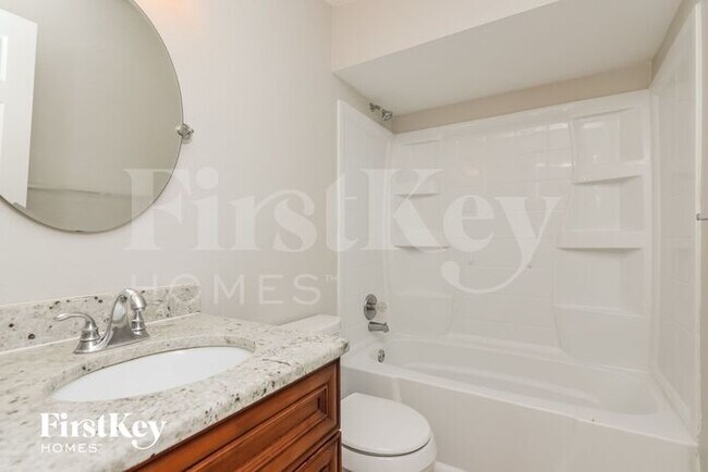 Building Photo - 15807 Cottontail Place