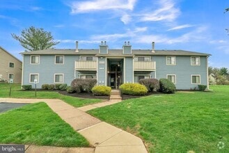 Building Photo - 2407 Adams Ct