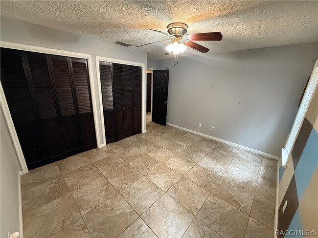 Building Photo - 5560 S Garcia Terrace