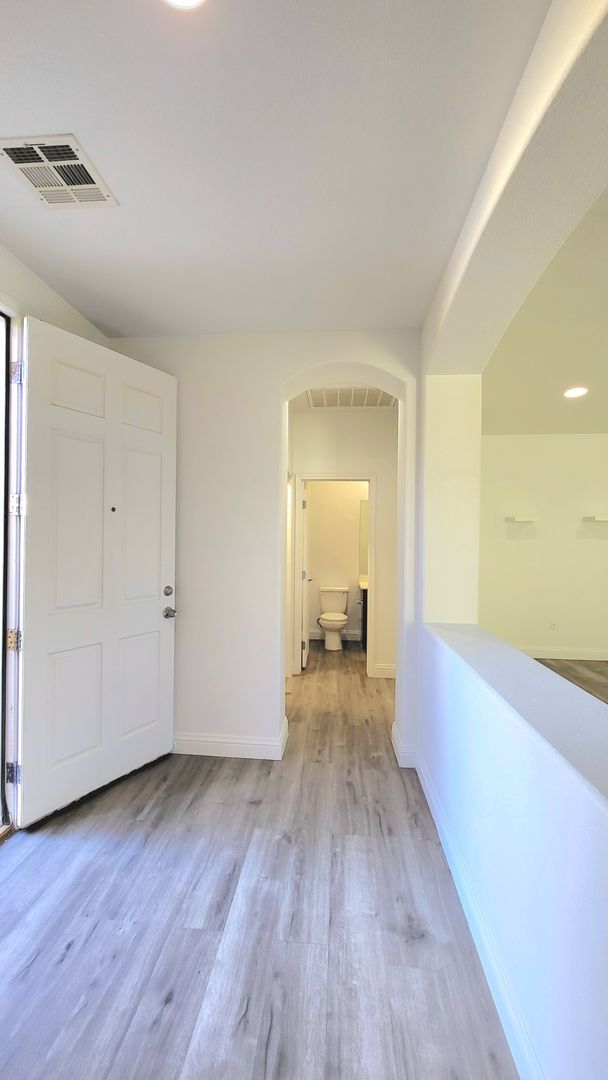 Building Photo - MAYFIELD RANCH ESTATES - N. Mayfield Ranch...