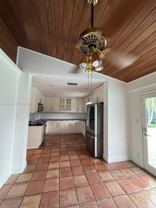 Building Photo - 5801 SW 100th St