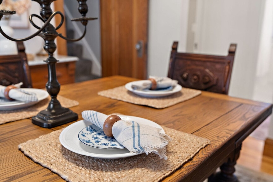 Building Photo - 5252 Drew Ave S