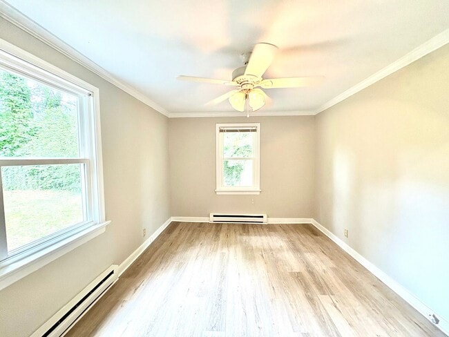 Building Photo - 1705 Eden Ave