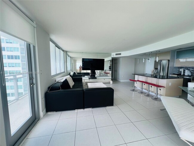 Building Photo - 7135 Collins Ave