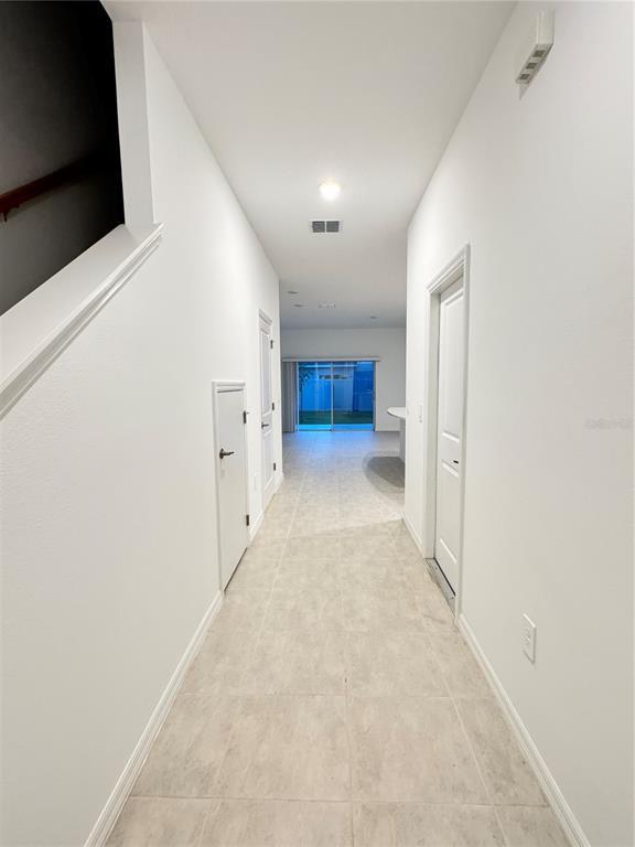 Building Photo - 1304 Drake Rdg Dr