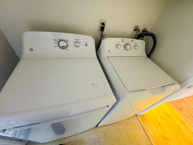 Building Photo - Beautifully Remodeled Lang Ranch Home – Steps from Top-Rated School