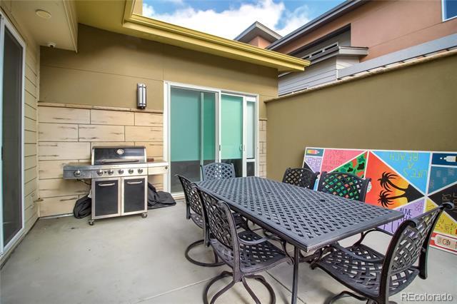 Building Photo - 80 Niagara St