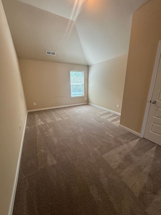 Building Photo - Available now 5 Minutes from Fort Eisenhower