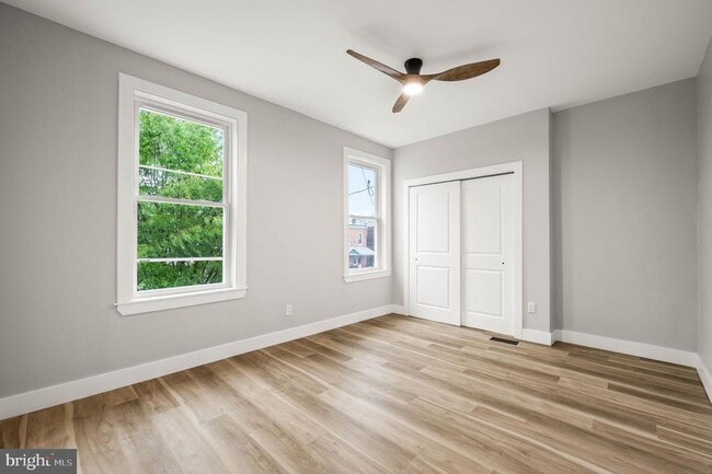 Building Photo - 5113 W Thompson St