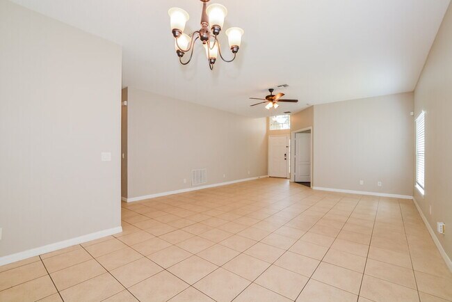 Building Photo - 2146 Victoria Falls Dr