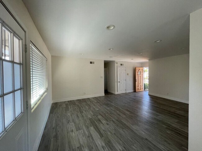 Building Photo - For Rent – 3 Bed, 2 Bath Home in Rowland Heights