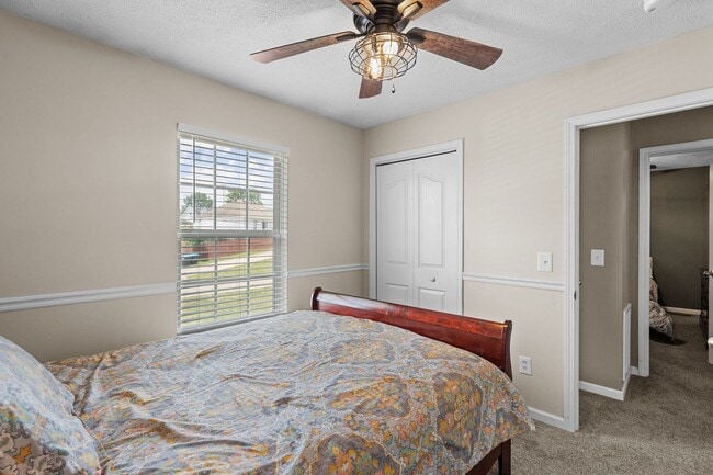 Building Photo - 3 br, 2 bath House - 1804 Gypsy Court