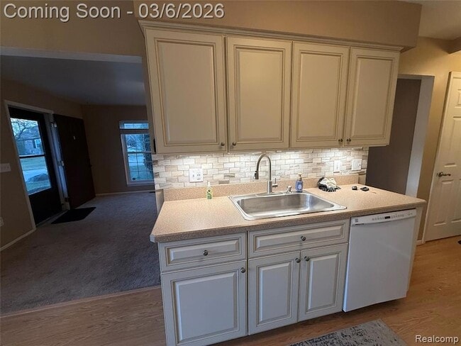 Building Photo - 44585 N Bunker Hill Dr