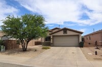 Building Photo - A Home You Have To See To Believe!!!