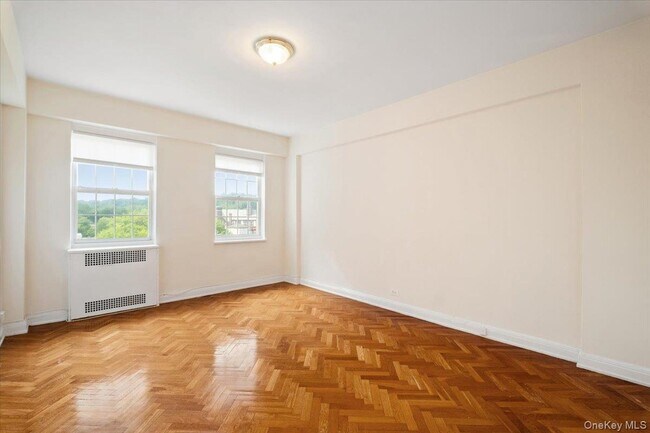 Building Photo - 45 Popham Rd