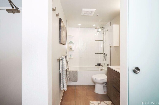 Building Photo - 601 Van Ness Ave