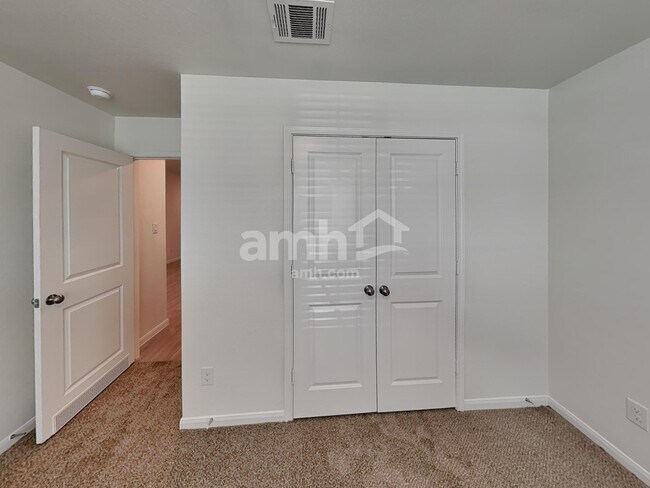 Building Photo - 2705 Iberia Ct