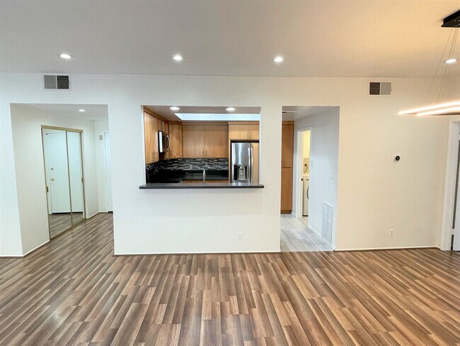 Building Photo - Parekh/Matilla Group