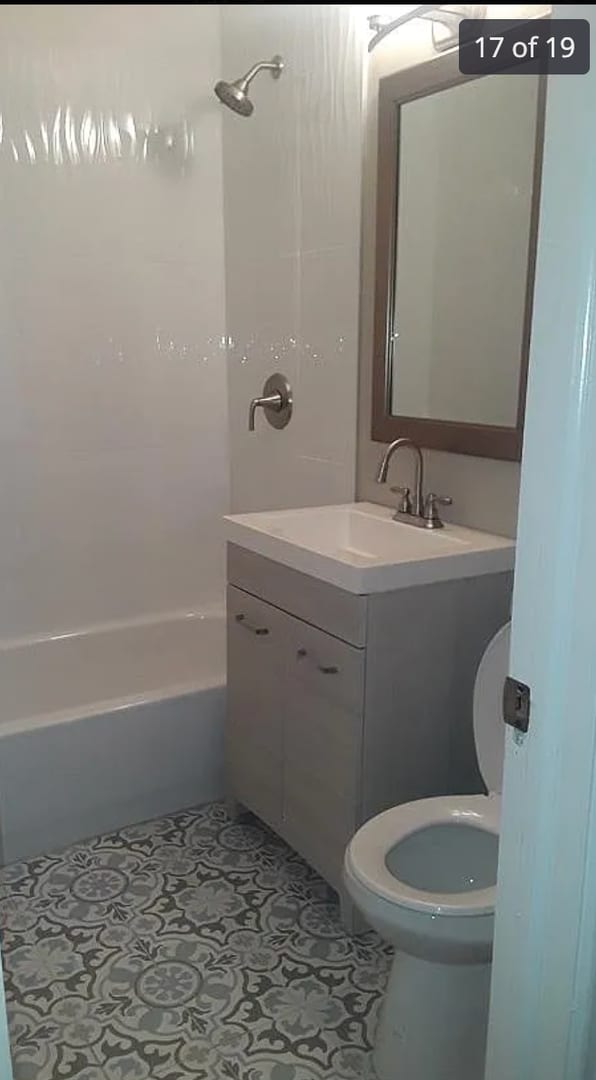 Building Photo - Prestine 2 Bed 1 Bath