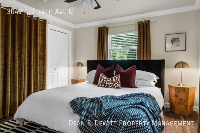 Building Photo - 3047 1/2 38th Ave N-