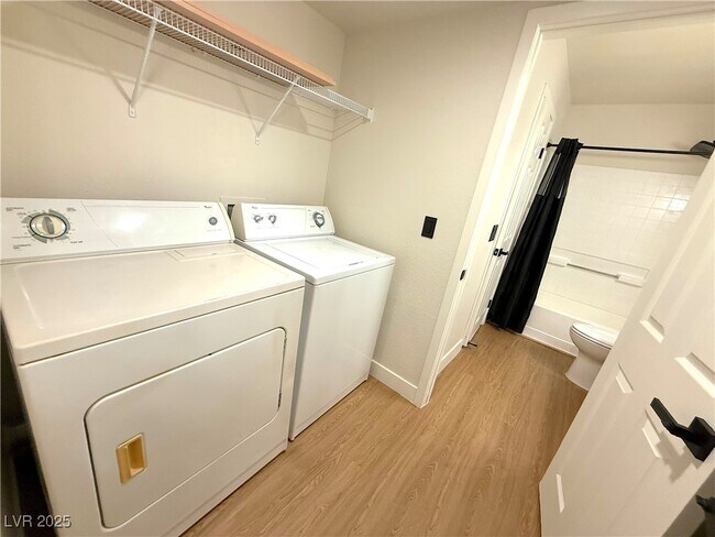 Primary Photo - 6800 E Lake Mead Blvd