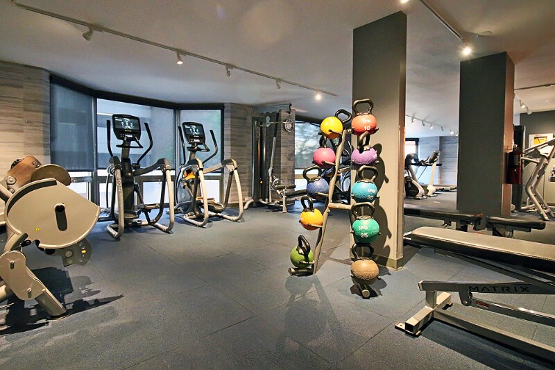 Building Photo - 25 W Maple St