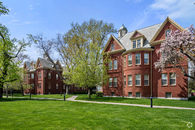 Building Photo - Chestnut Green Apartments