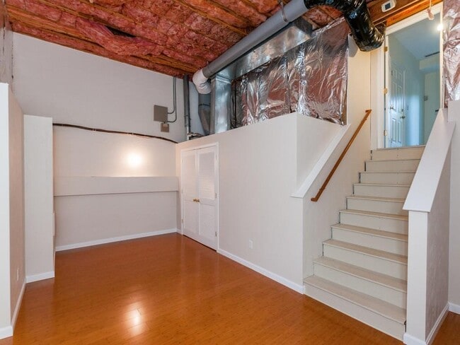 Building Photo - 62 Tisdale Dr