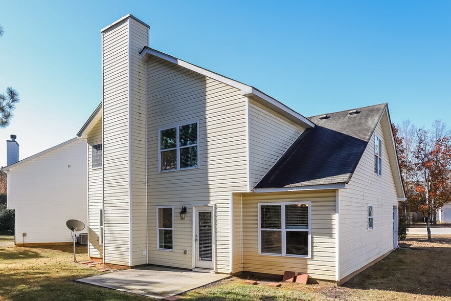 Building Photo - 3046 Summer Breeze Dr