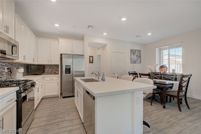 Building Photo - 7320 N Decatur Blvd