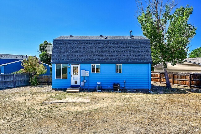 Building Photo - $2,495.00, 3 bed, 2 bath located in Westmi...