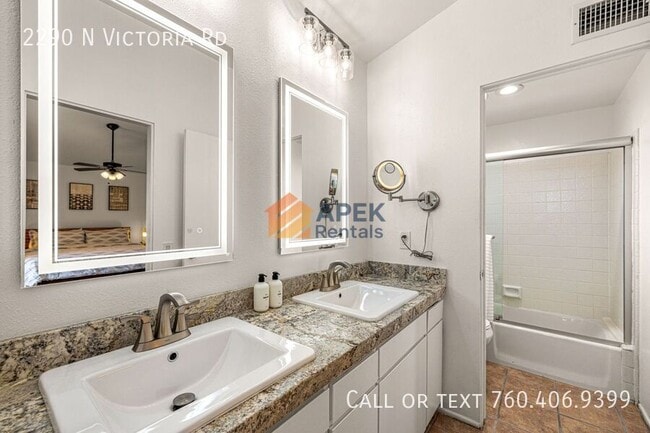 Building Photo - 2290 N Victoria Rd