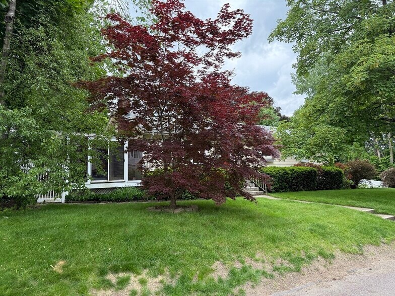 Building Photo - 48 Spy Pond Ln