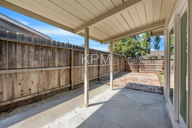 Building Photo - 1735 Kingwood Ave
