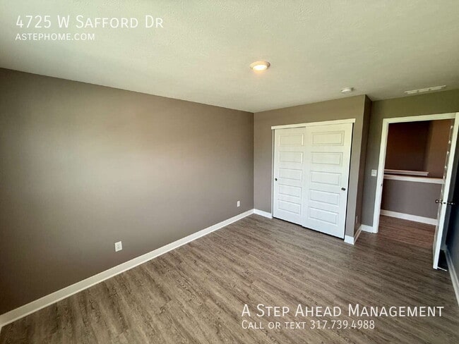 Building Photo - 4725 W Safford Dr