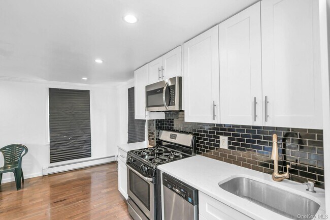 Building Photo - 36B Avenue A