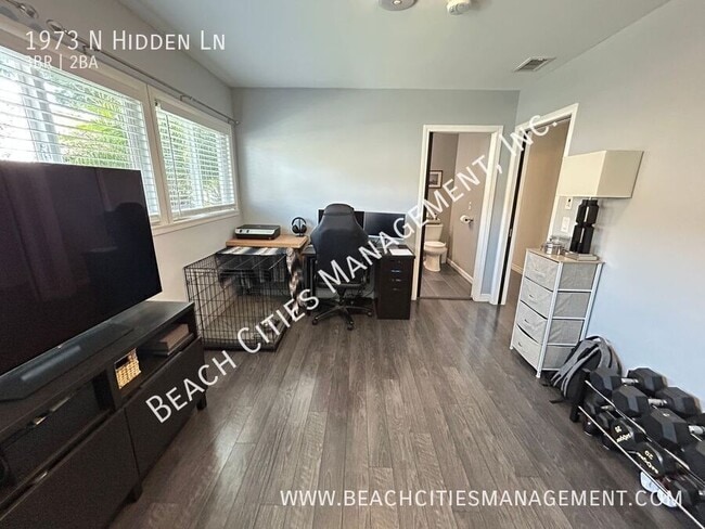 Building Photo - 1973 N Hidden Ln