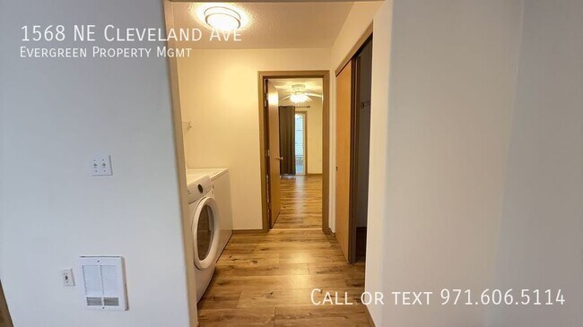 Building Photo - 1568 NE Cleveland Ave