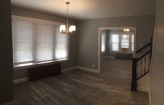 Building Photo - Modern remodeled home in Emmaus.