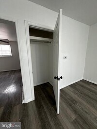 Building Photo - 1549 S 8th St