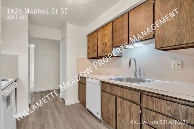 Building Photo - 1626 Madras St SE