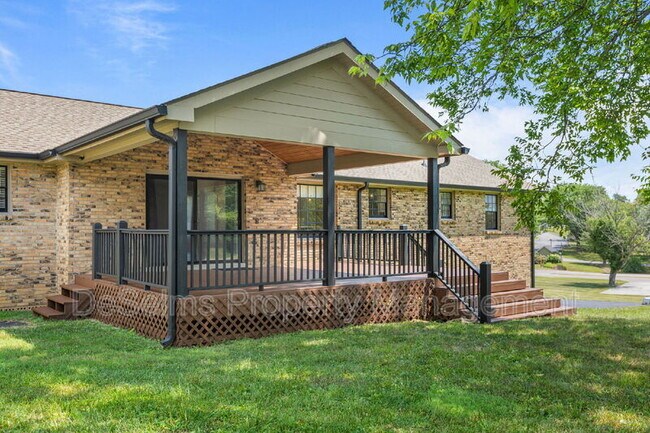 Building Photo - 6999 Tartan Dr