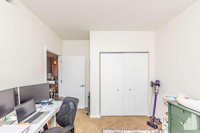 Building Photo - 2 bedroom in Chicago IL 60605