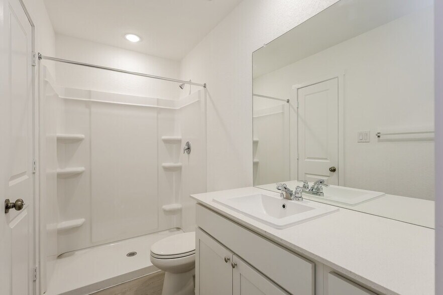 Building Photo - 522 Chevre Rd