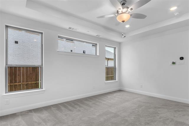 Building Photo - 2410 Thavie St