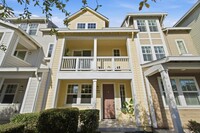 Building Photo - 394 Circuit Wy